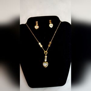 Stainless steel gold heart w/clear stones